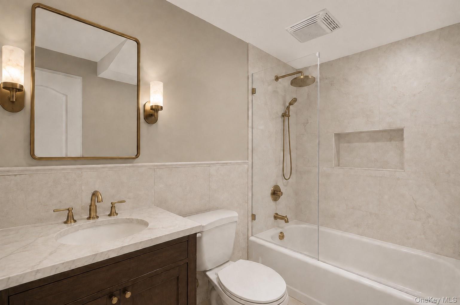 138 Spring Street Property Photo 30
