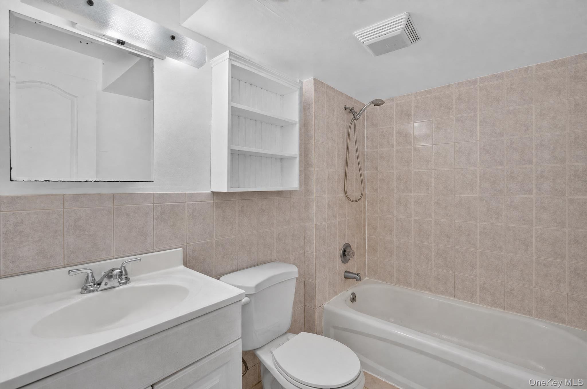 138 Spring Street Property Photo 32
