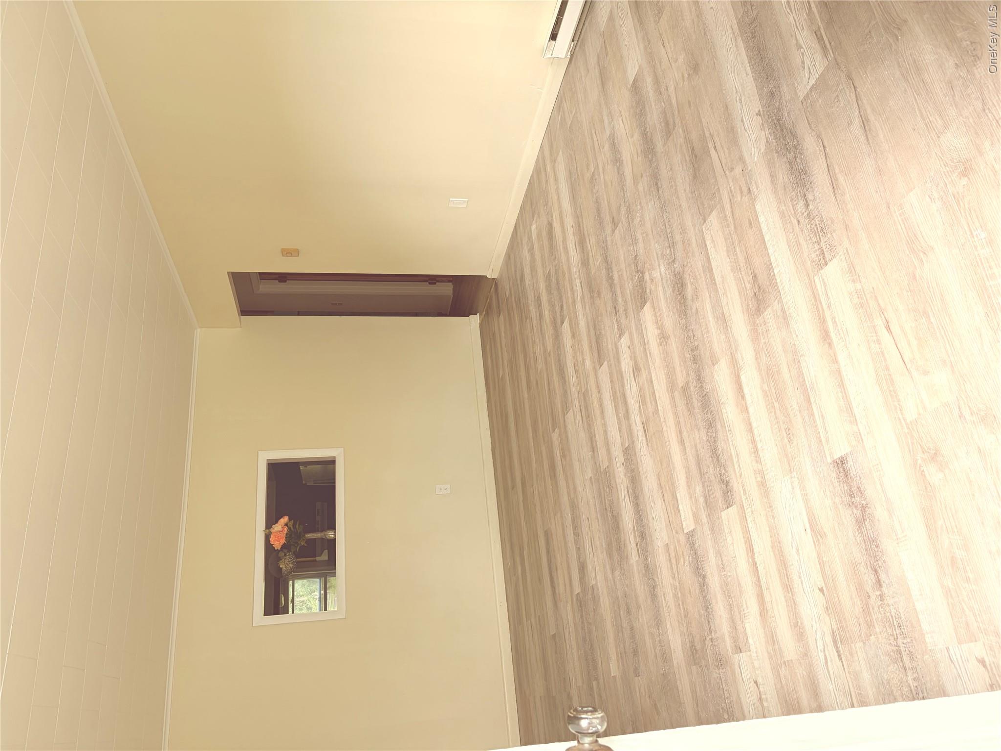 154 N Washington Street 3 Property Photo 3