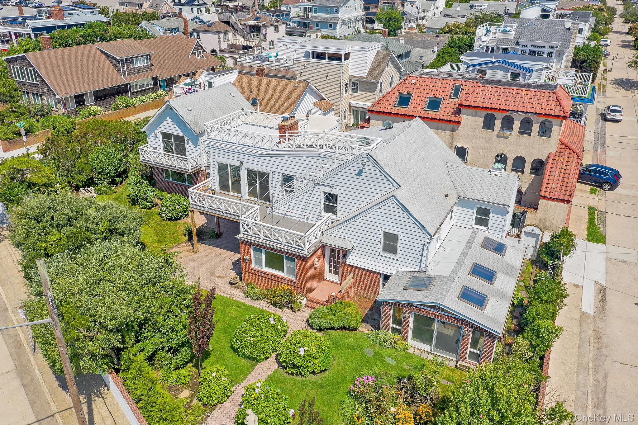 12 Ocean Boulevard Property Photo 1