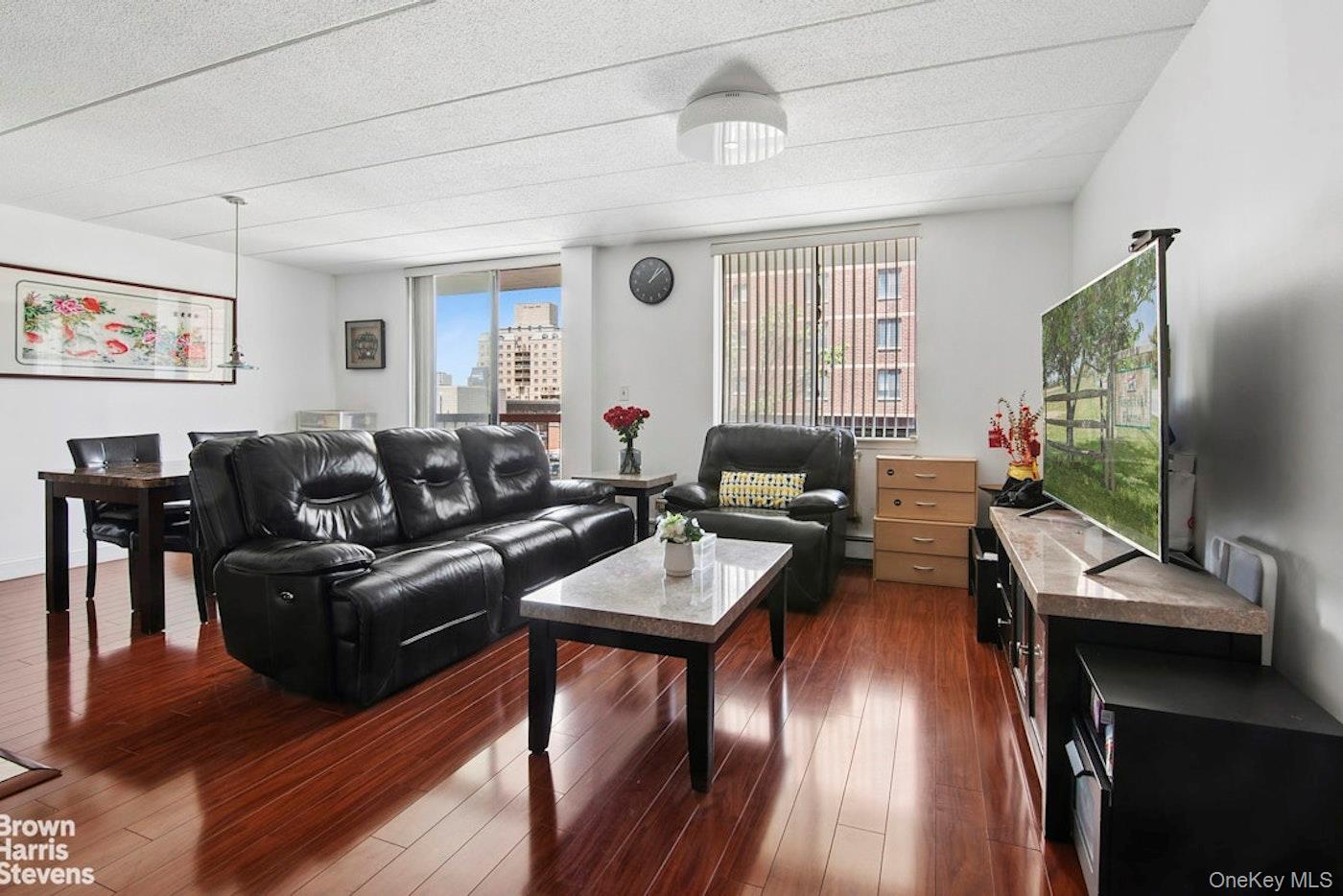 13624 Maple Avenue 3D Property Photo 1