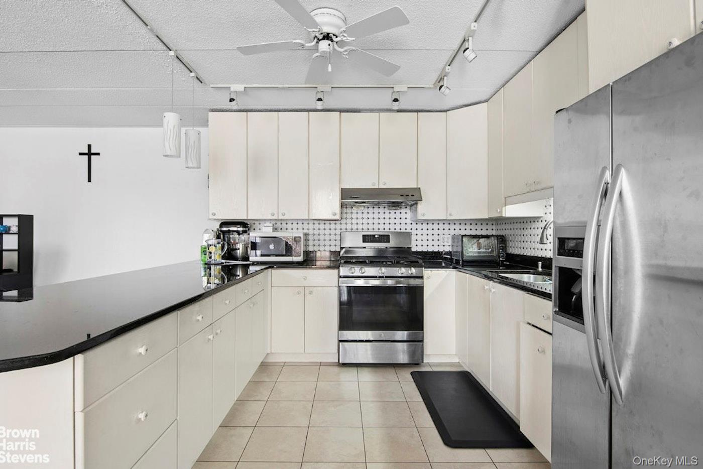 13624 Maple Avenue 3d Property Photo 2