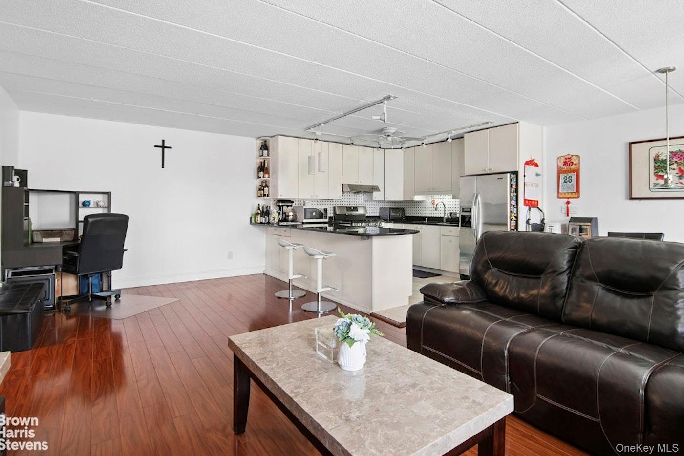 13624 Maple Avenue 3d Property Photo 3