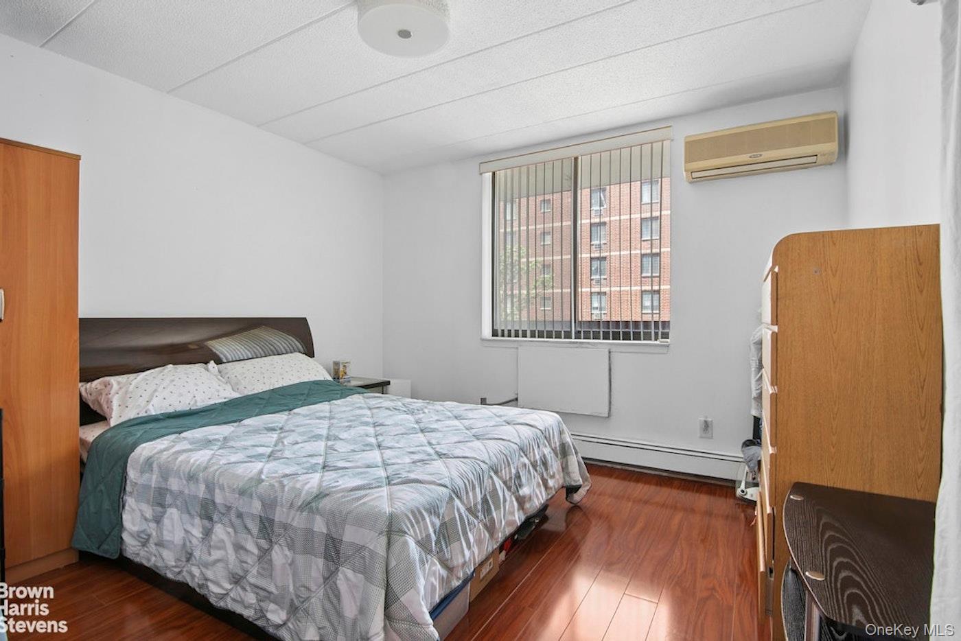 13624 Maple Avenue 3d Property Photo 6