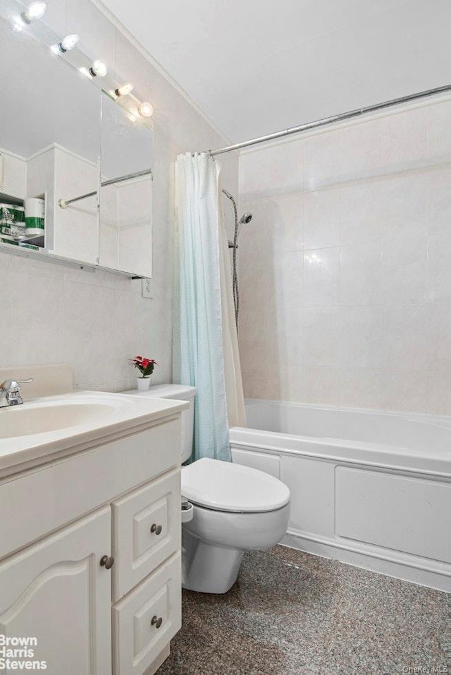 13624 Maple Avenue 3d Property Photo 7