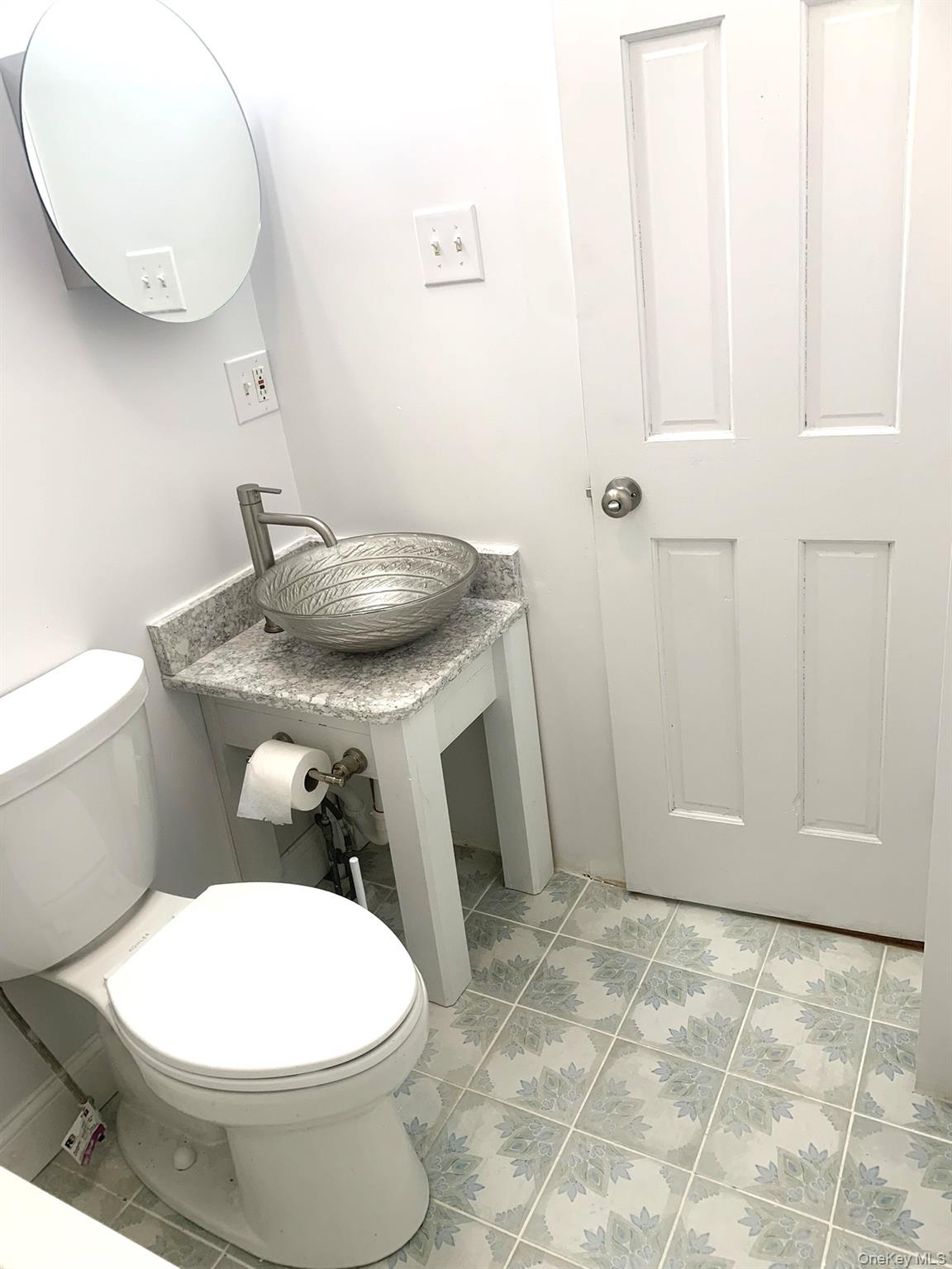 61 Schenck Avenue Property Photo 7