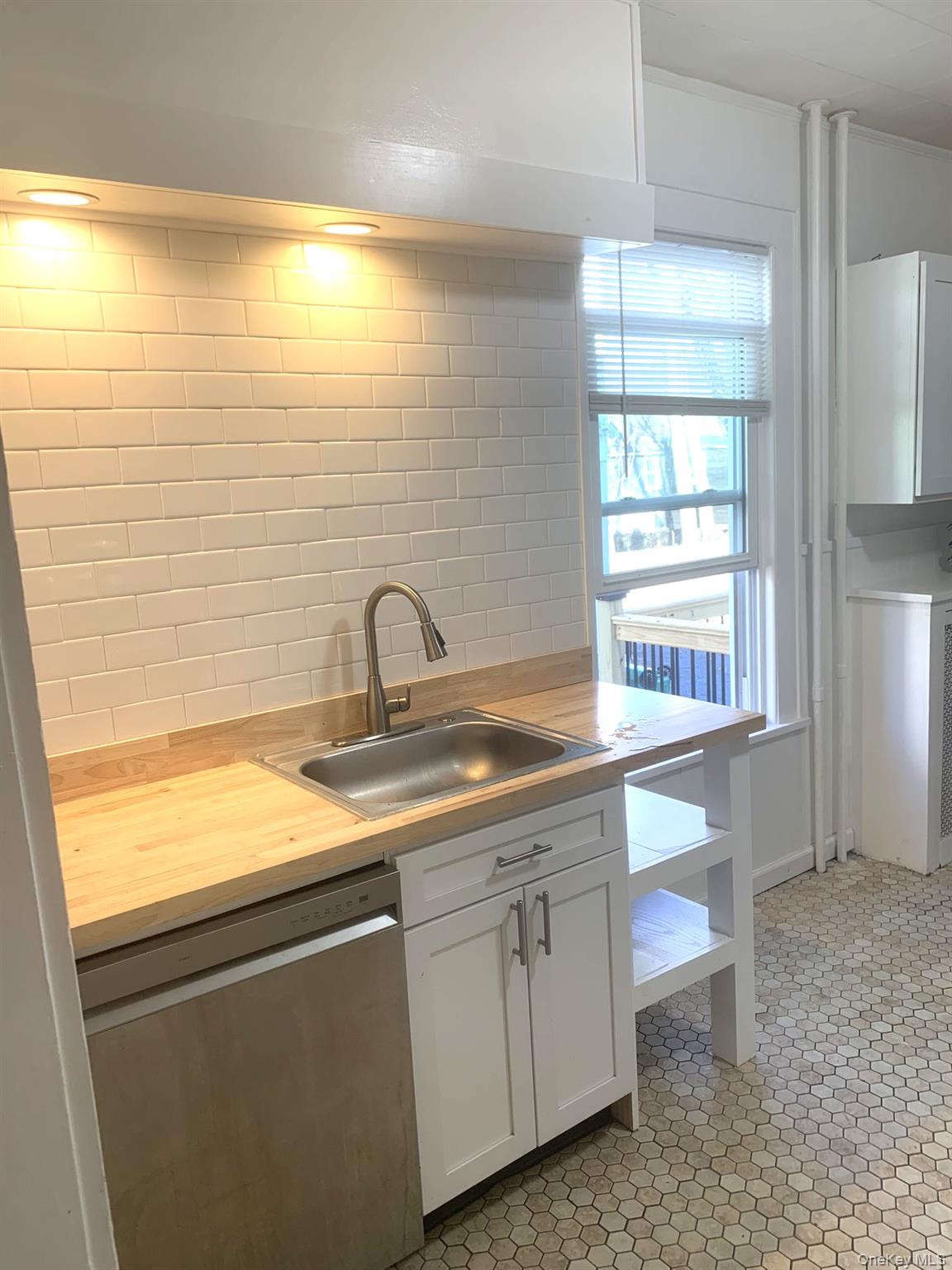 61 Schenck Avenue Property Photo 10