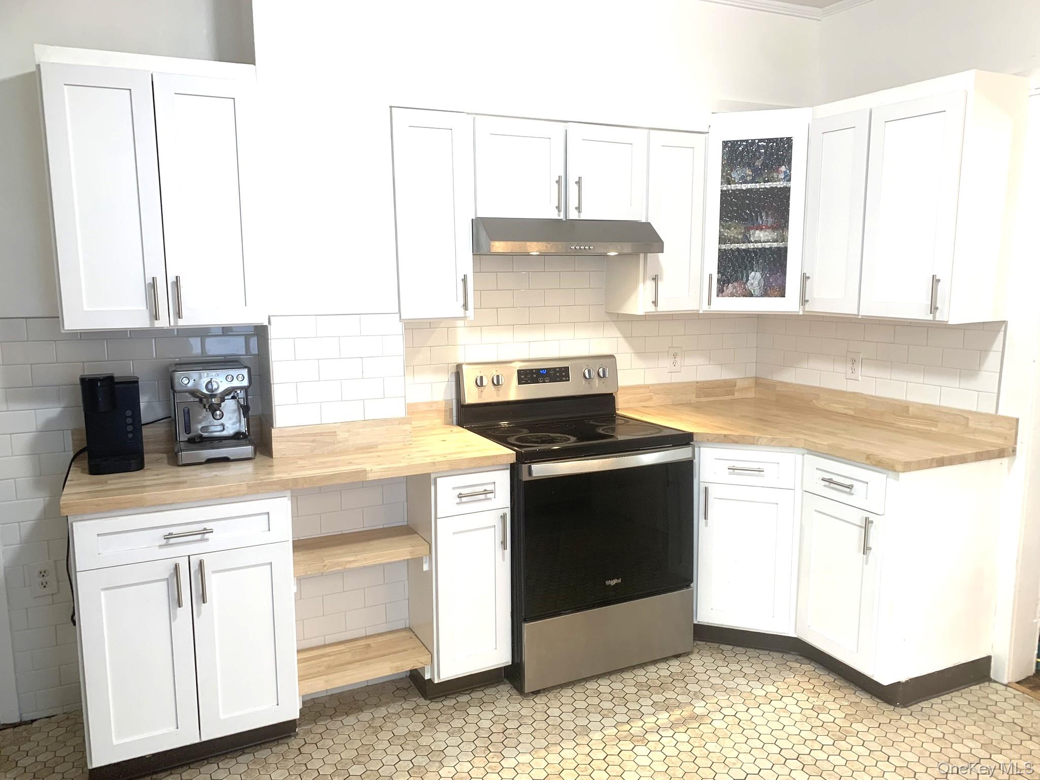 61 Schenck Avenue Property Photo 11