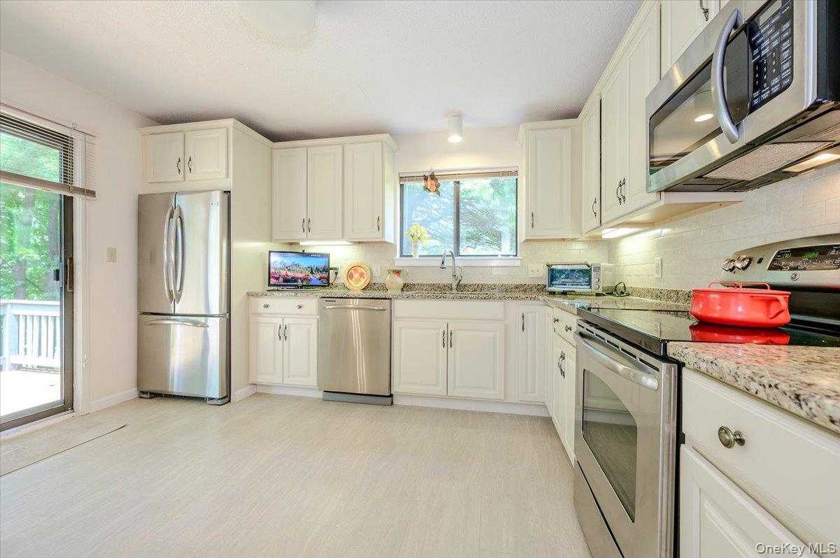 456 Heritage Hills B Property Photo 11