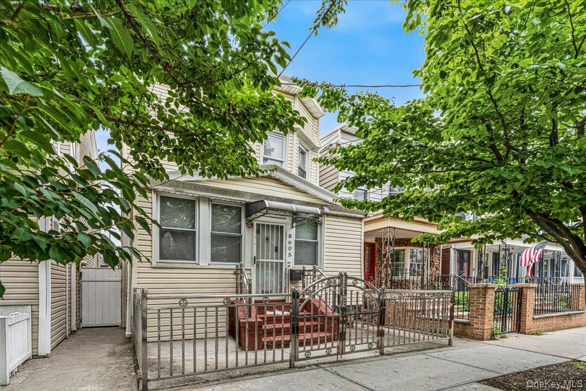 8605 79th Street Property Photo 1
