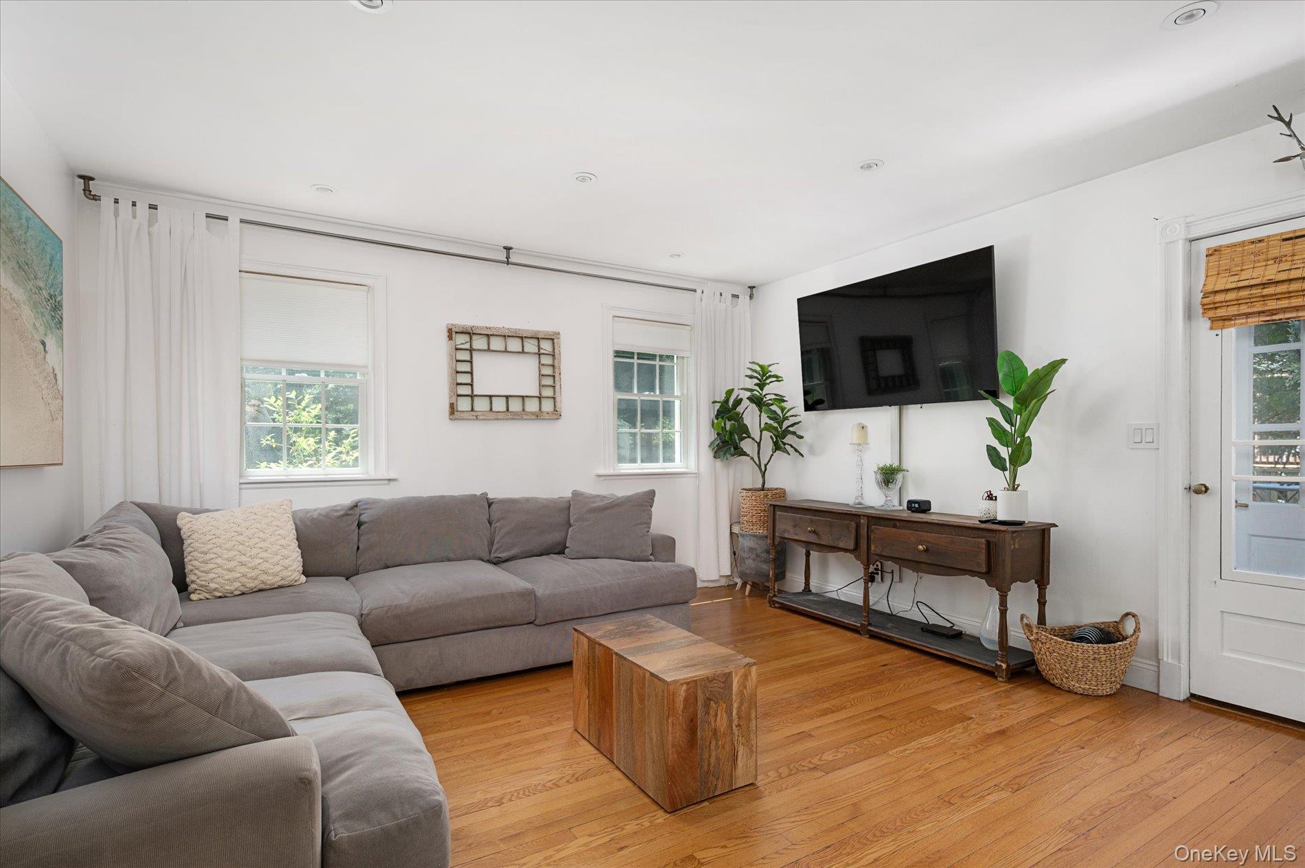 58 Elwood Road Property Photo 4