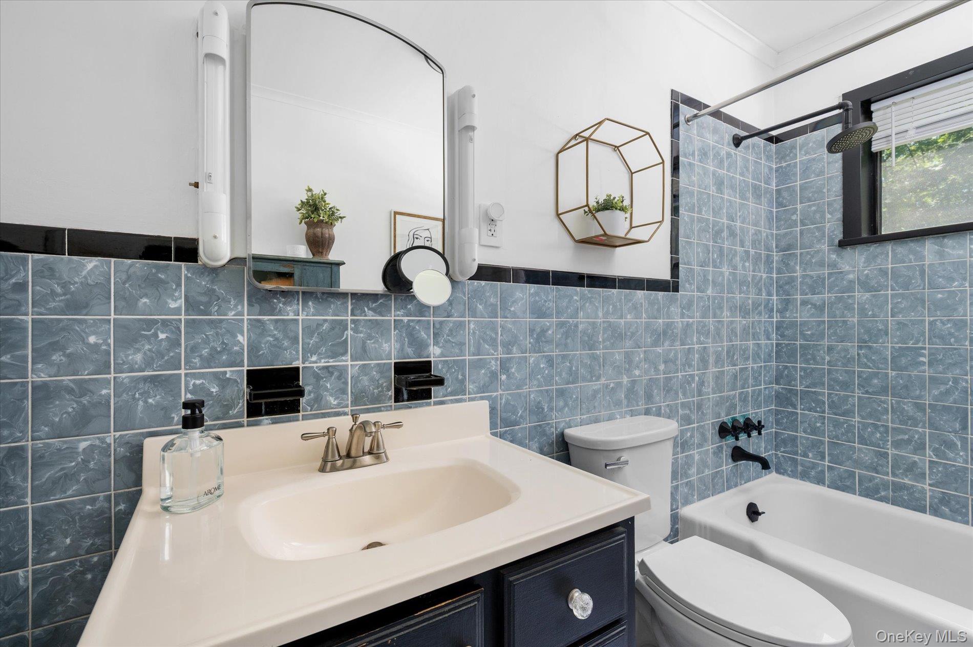 58 Elwood Road Property Photo 11