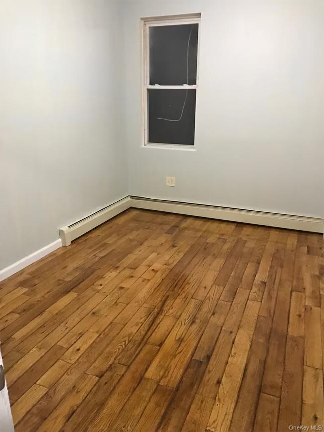 511 E 183rd Street Property Photo 2