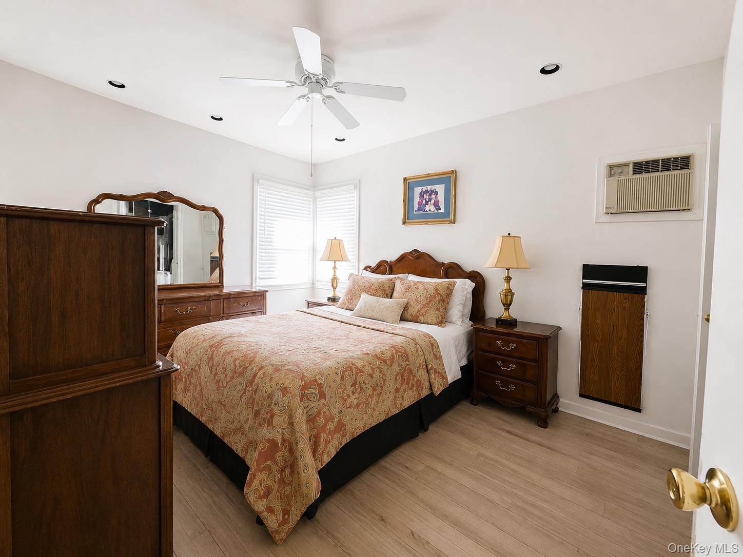522 Willow Street Property Photo 4