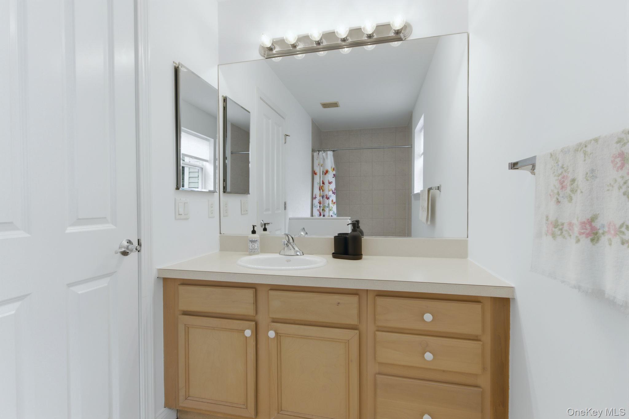 34 Briarbrook Drive 95 Property Photo 24