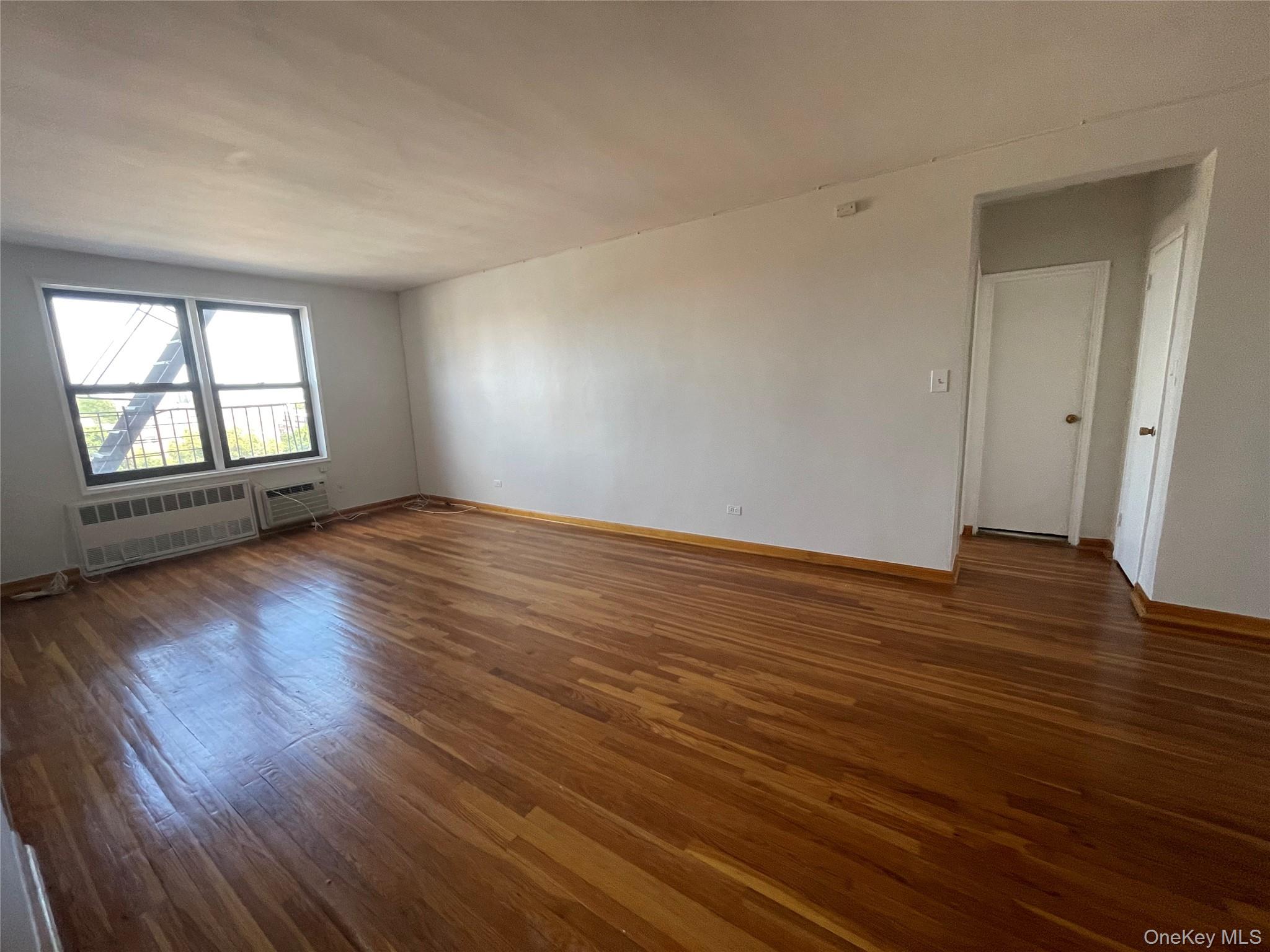 102-30 Queens Blvd 5l Property Photo 2