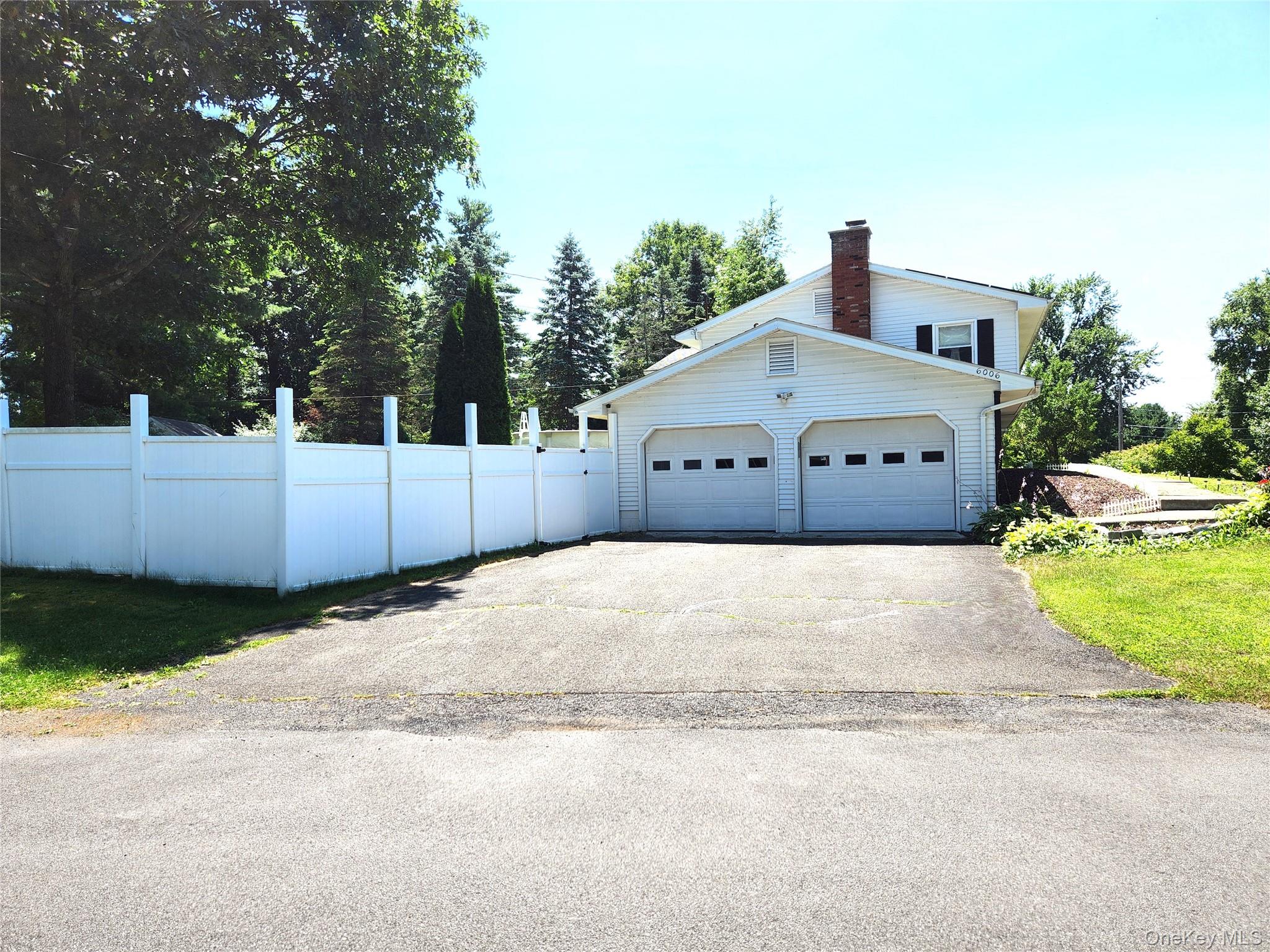 6006 Marion Boulevard Property Photo 2
