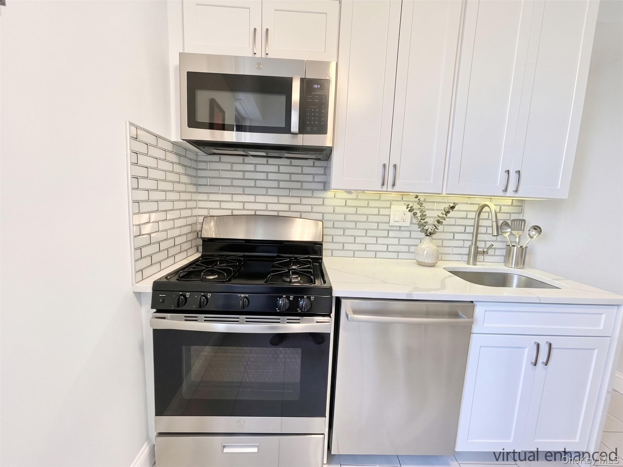 61-20 Grand Central Parkway A1203 Property Photo 6
