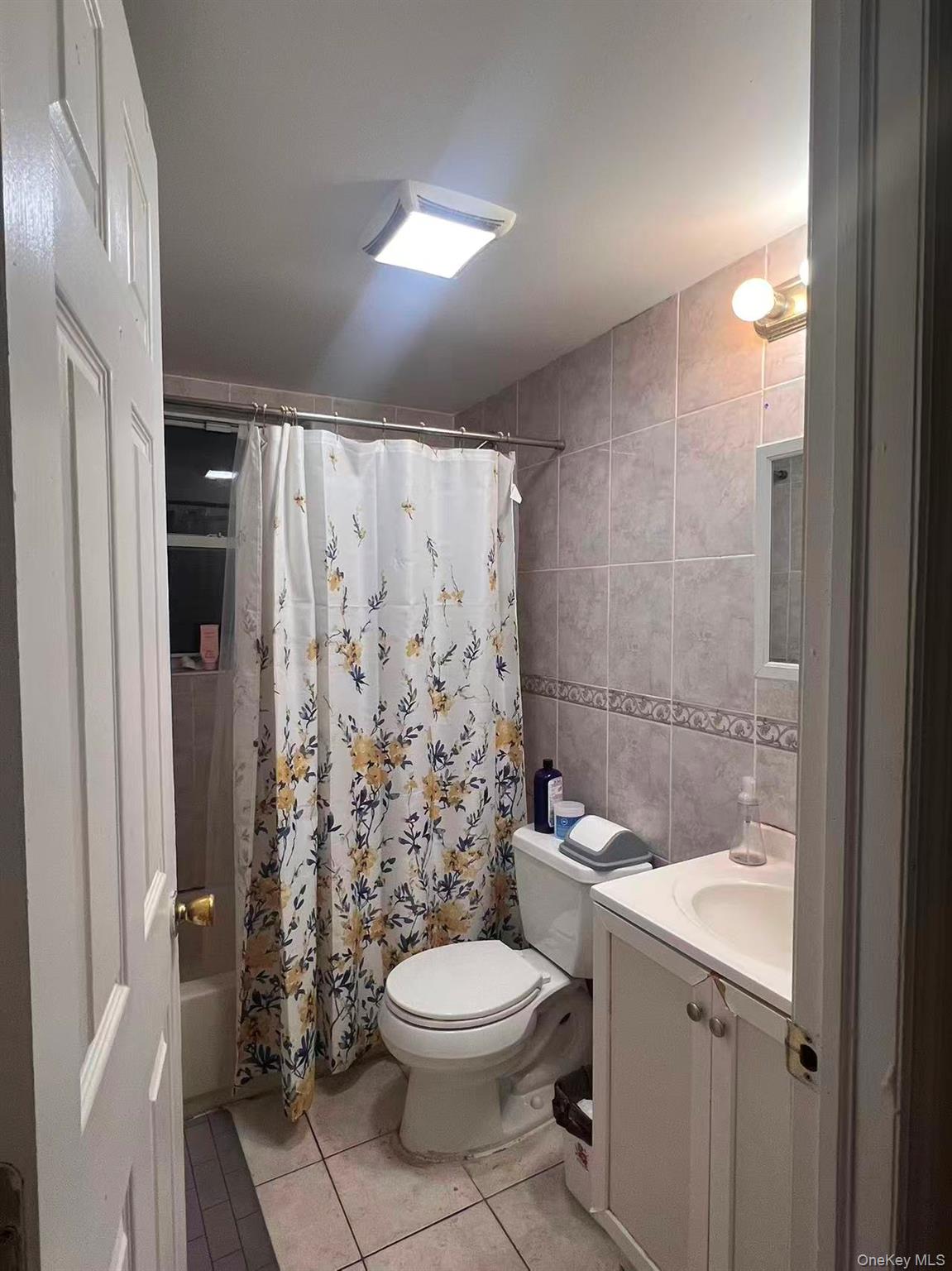 87-86 52nd Avenue Property Photo 10