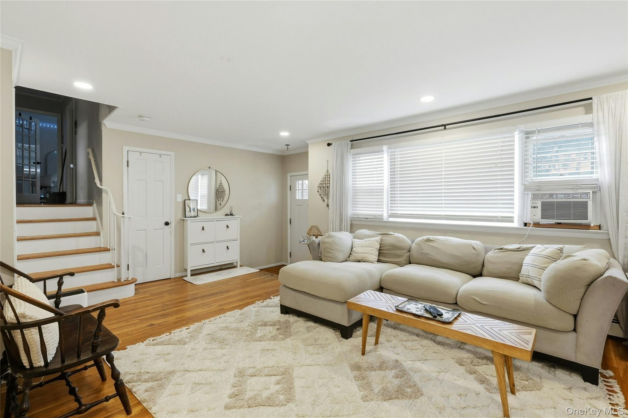 228 Island Parkway Property Photo 6