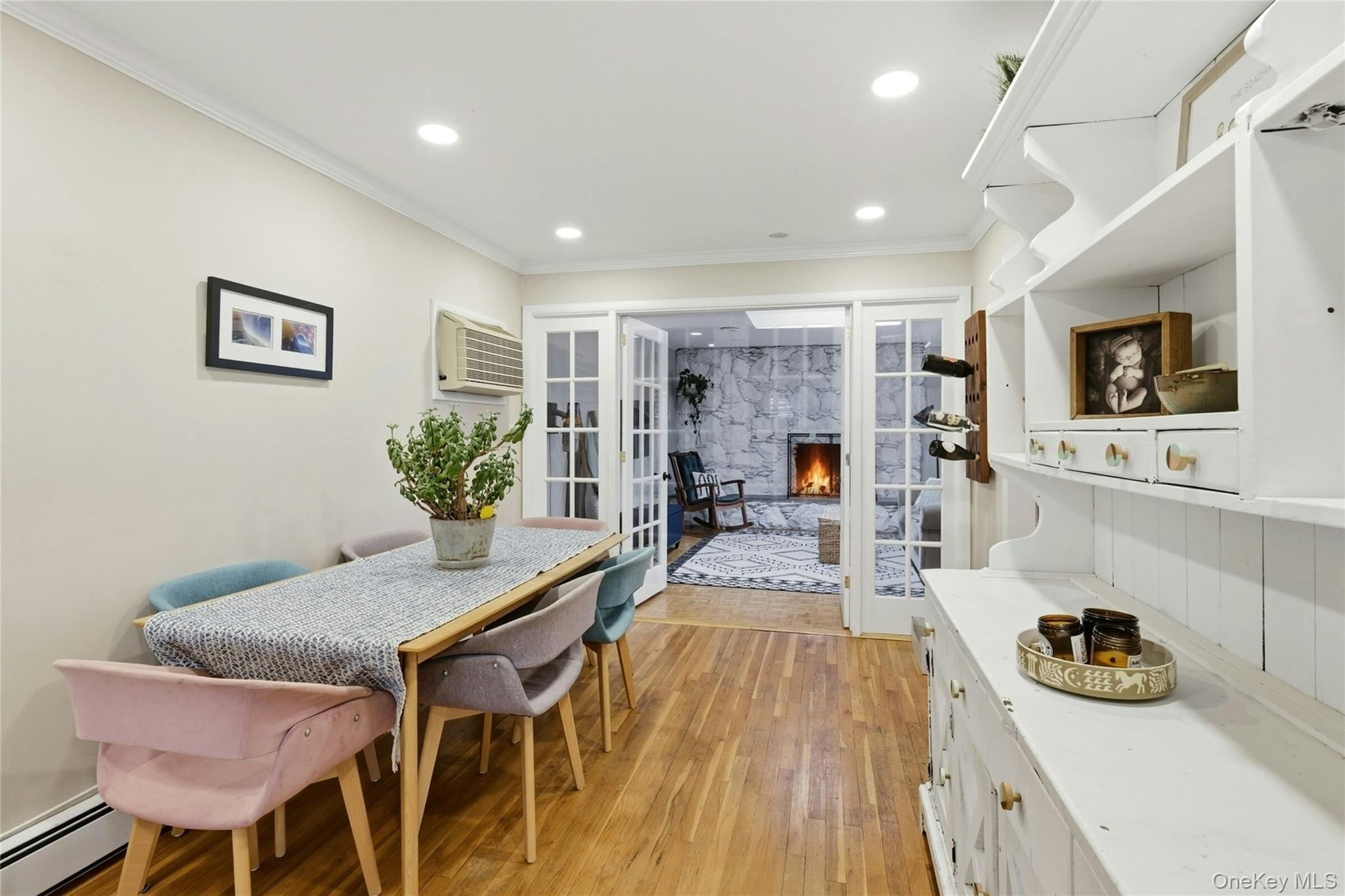 228 Island Parkway Property Photo 7