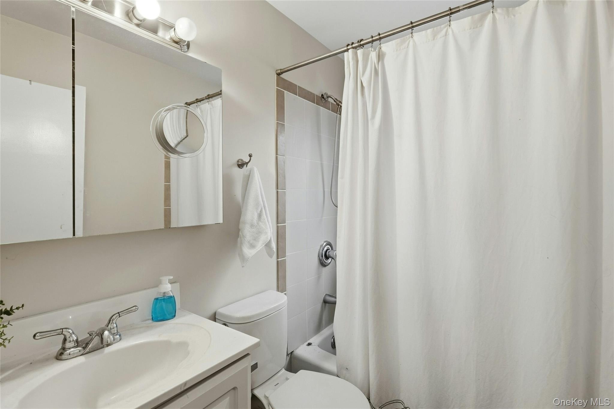 228 Island Parkway Property Photo 27
