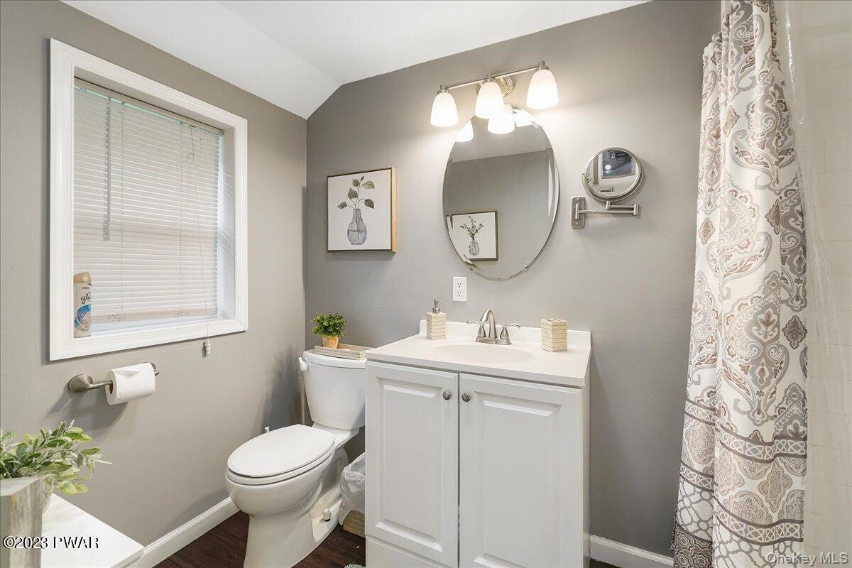 108 Bluestone Blvd Property Photo 35