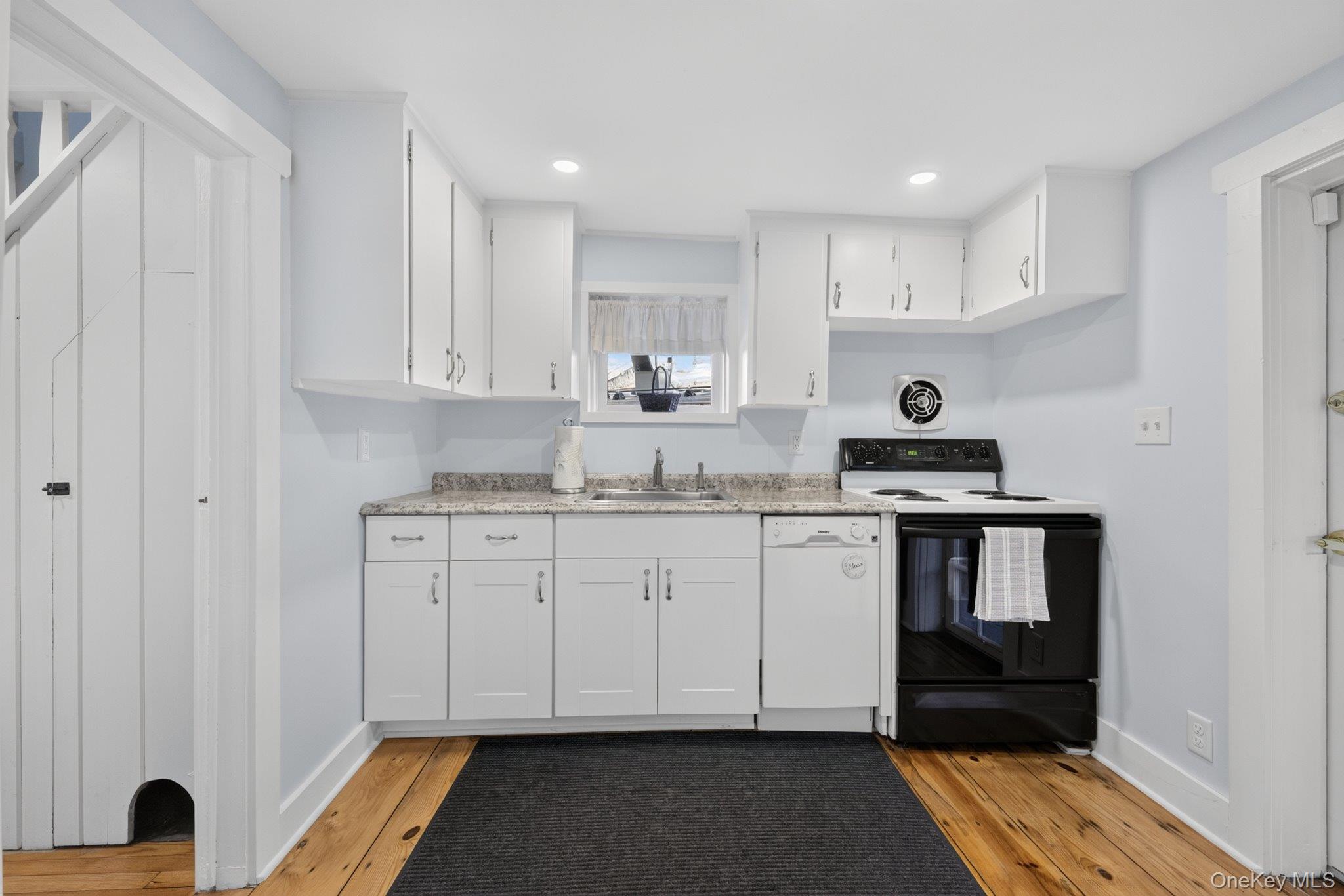 2 Kemble Avenue Property Photo 10
