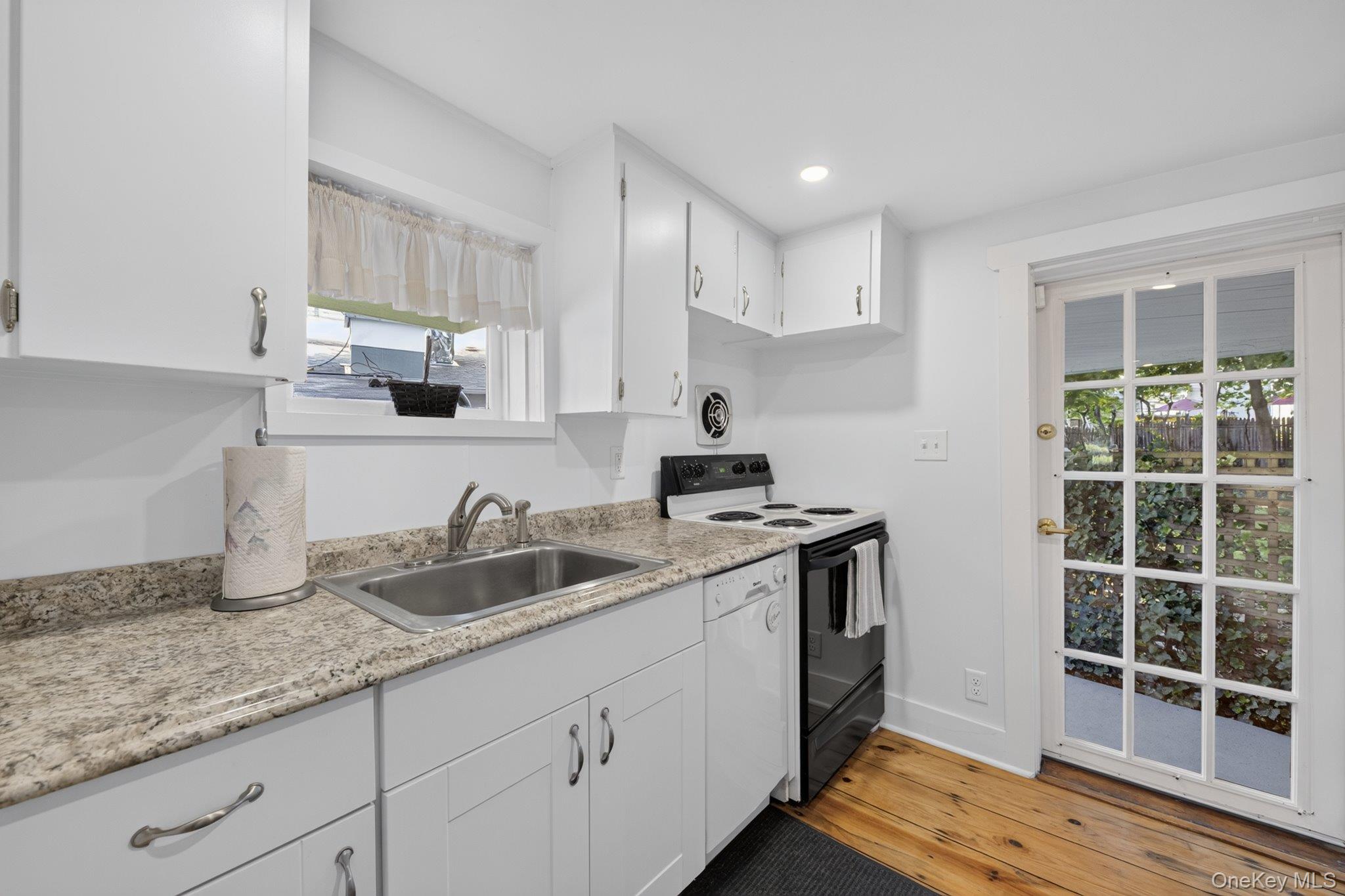 2 Kemble Avenue Property Photo 11