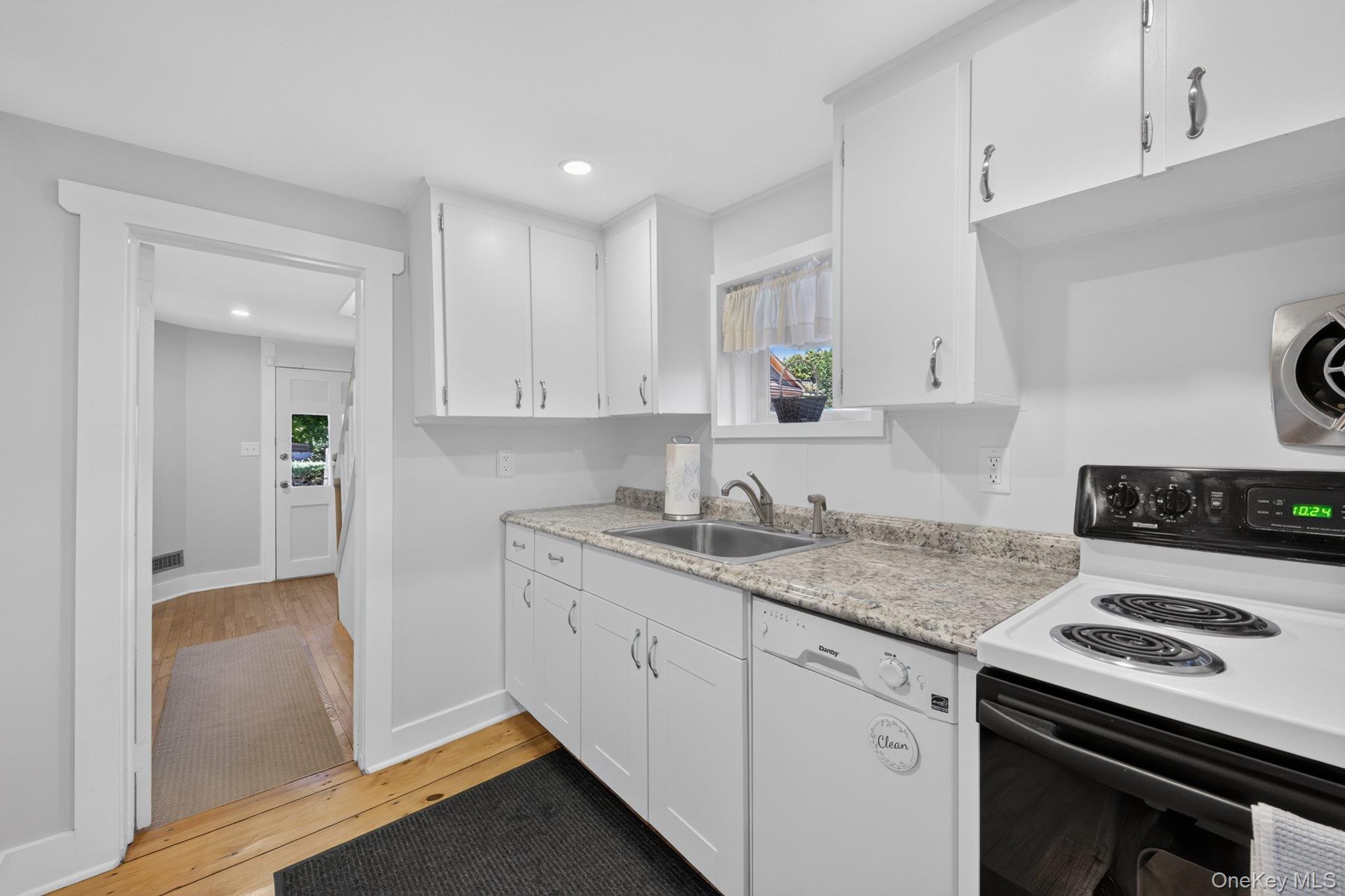 2 Kemble Avenue Property Photo 12