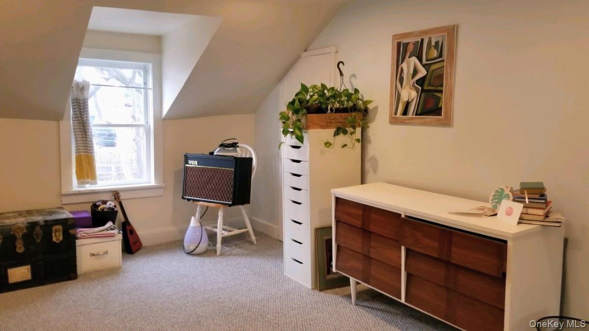 2 Kemble Avenue Property Photo 19