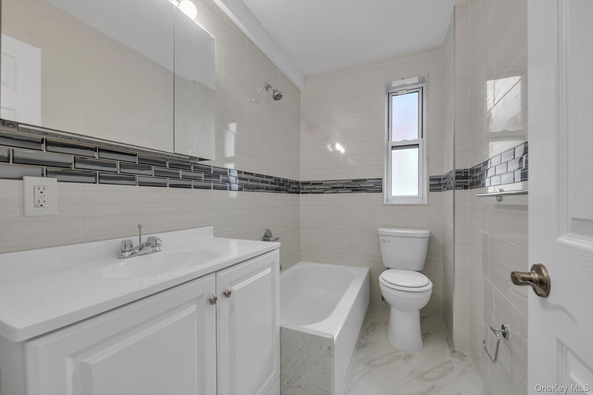 141-12 78th Avenue 3-h Property Photo 5