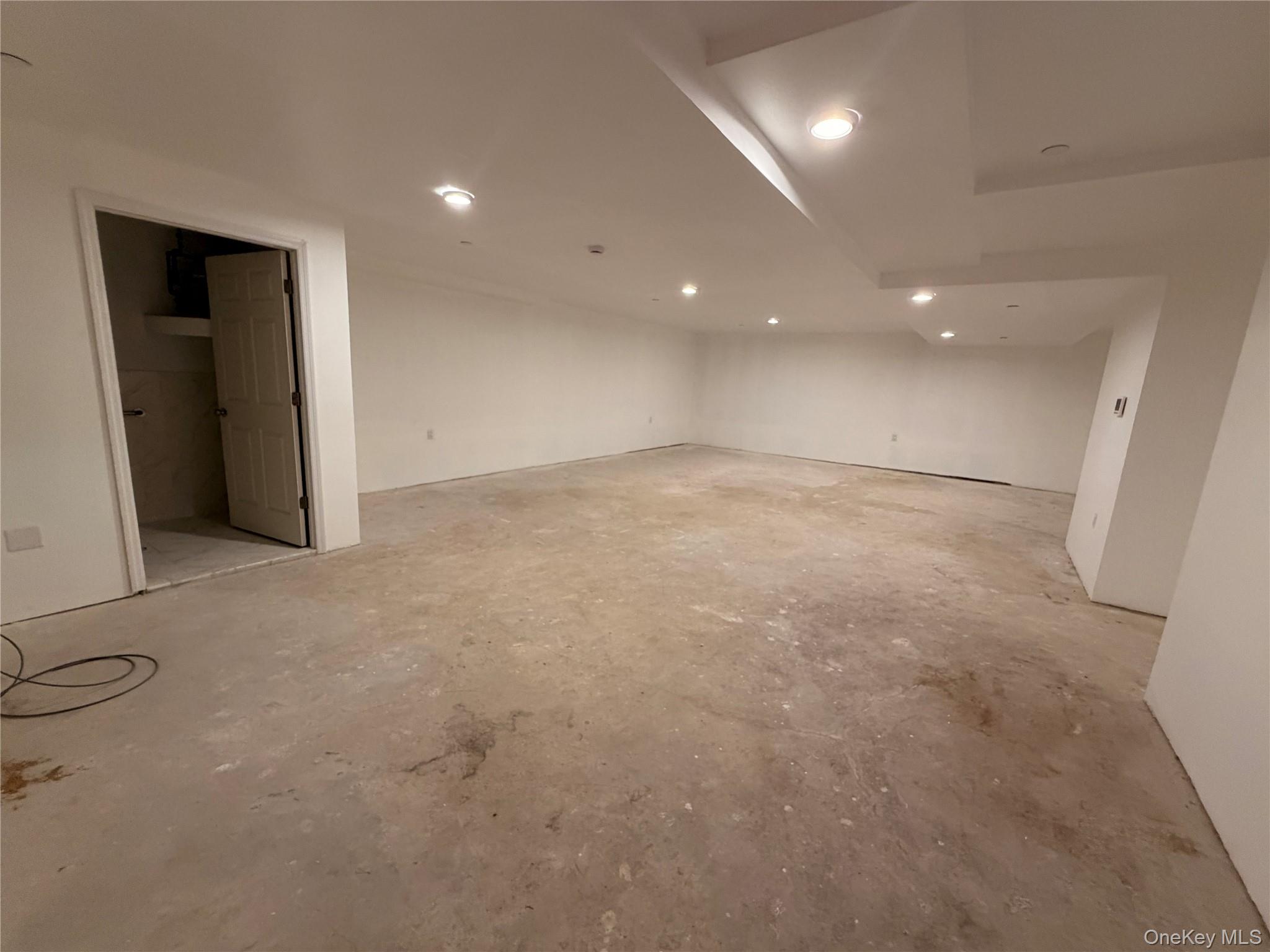 8713 Homelawn Street Property Photo 3