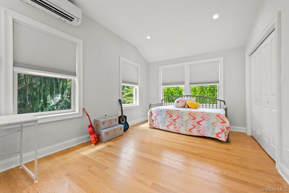 457 Pinebrook Boulevard Property Photo 40