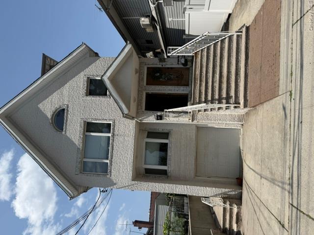 6140 173rd Street Property Photo 1