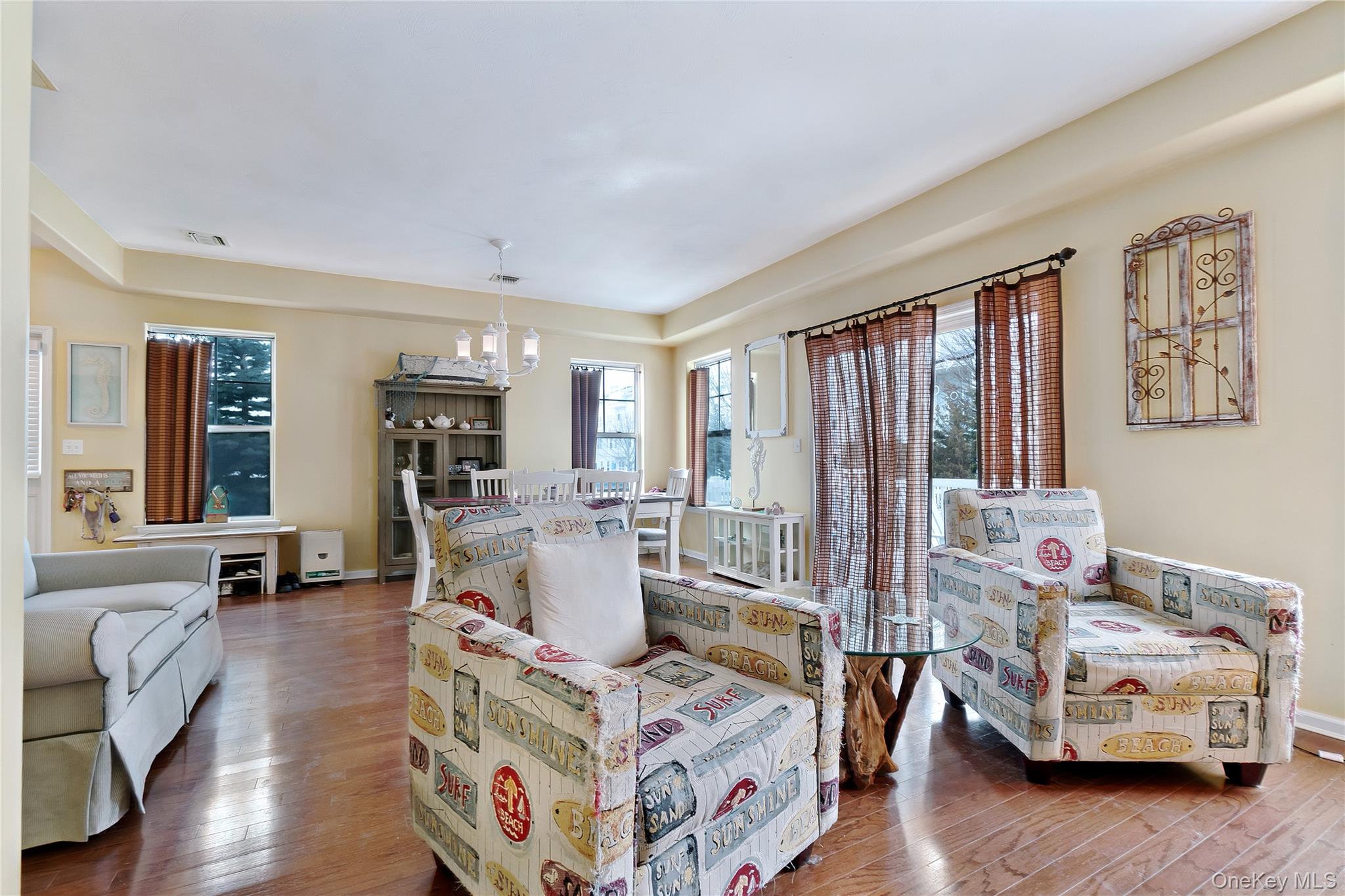 6428 Ocean Avenue Property Photo 6