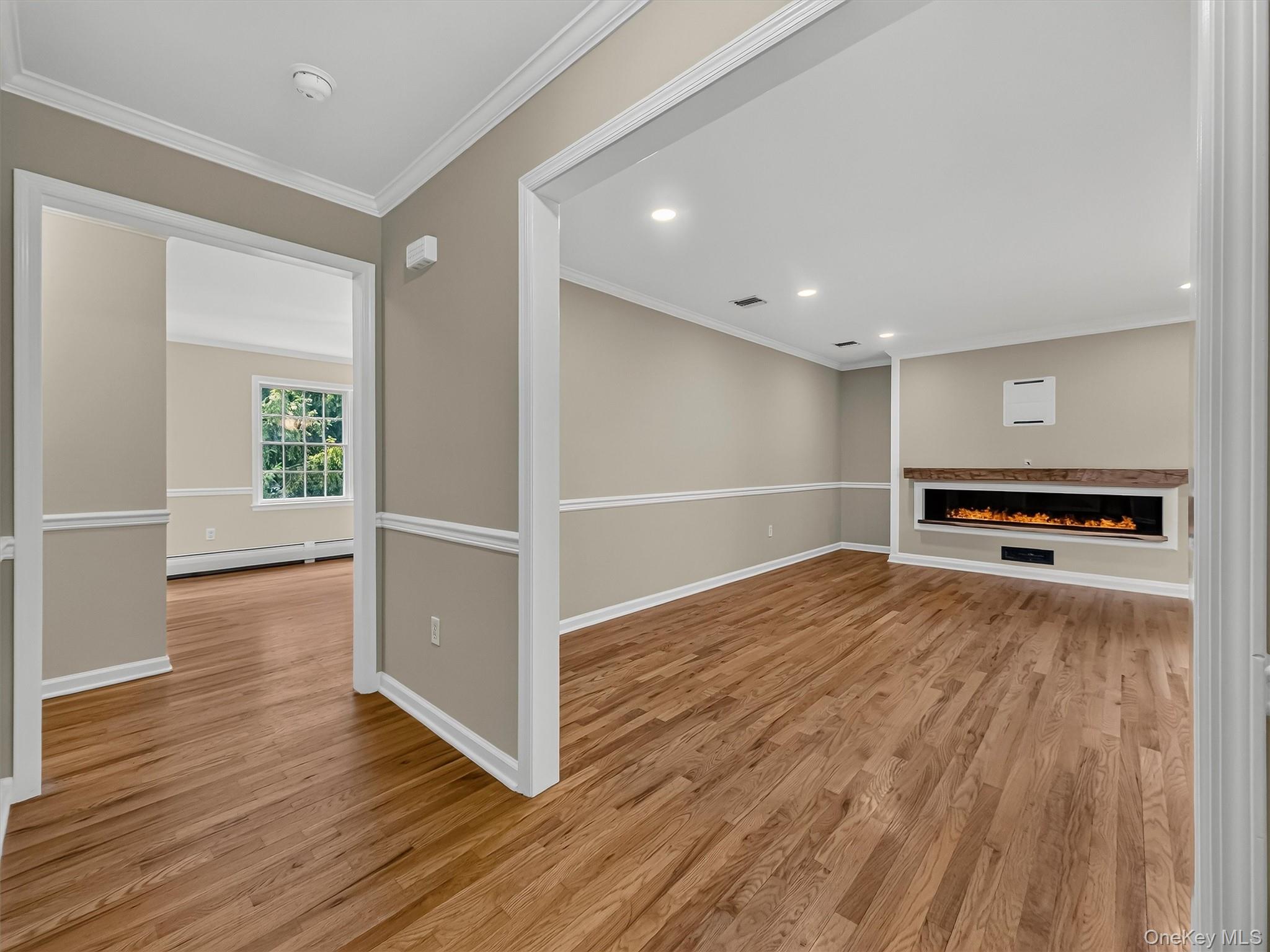 7 East Place Property Photo 6