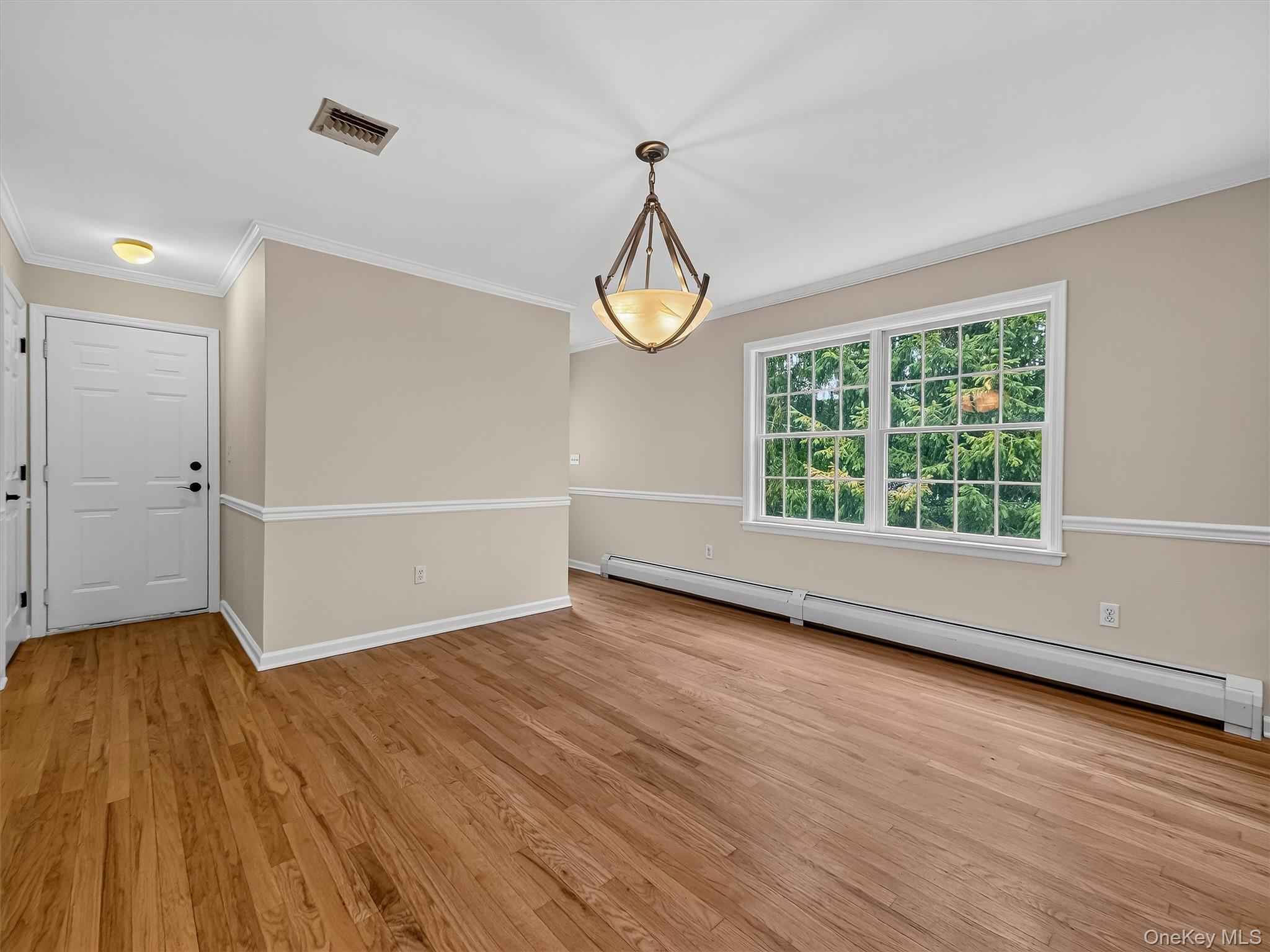 7 East Place Property Photo 12