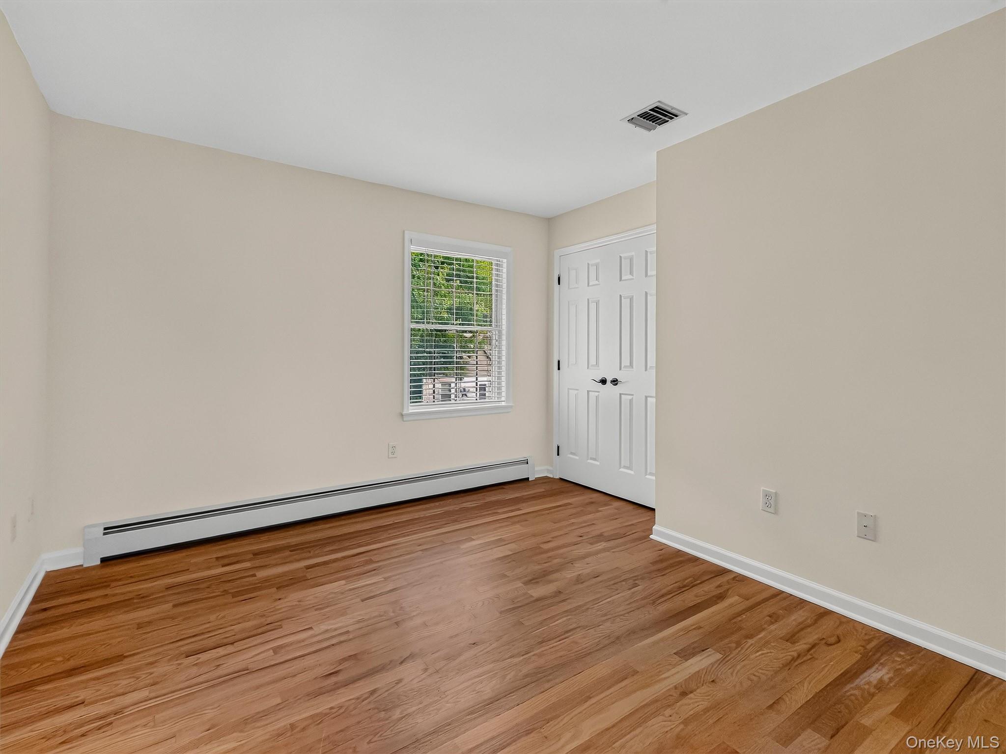 7 East Place Property Photo 22