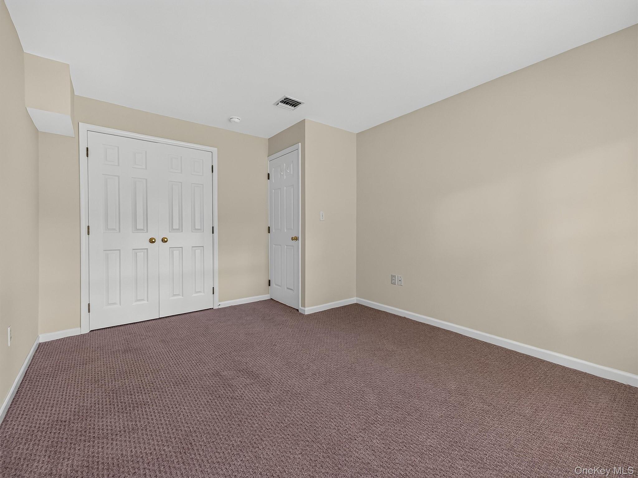 7 East Place Property Photo 31