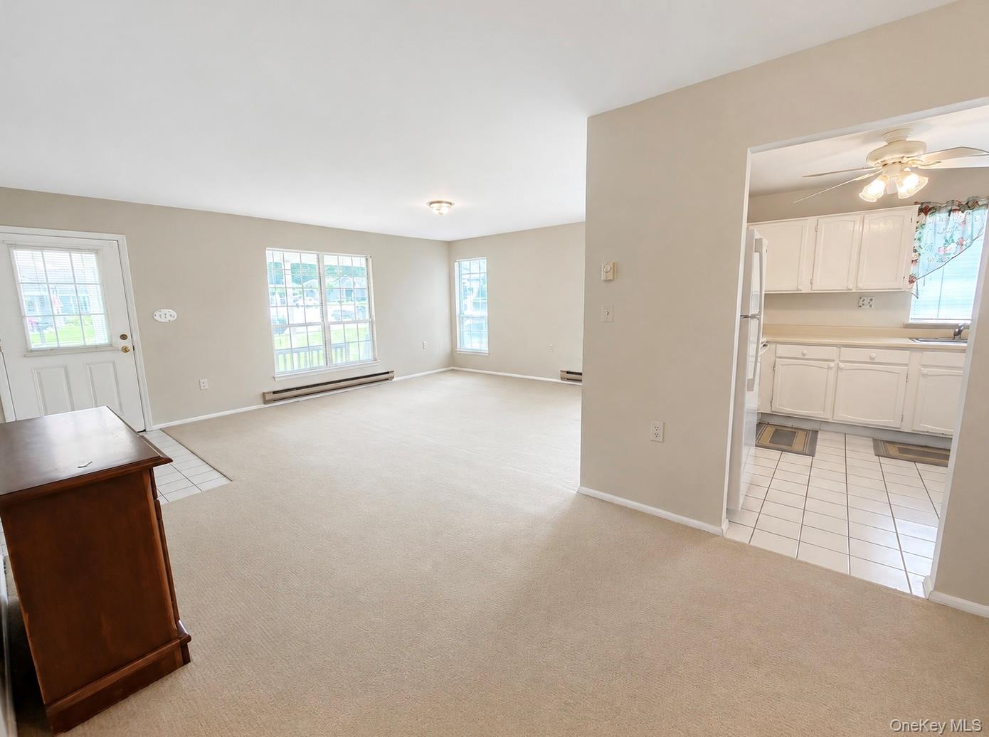 545 Stratford Lane Property Photo 8