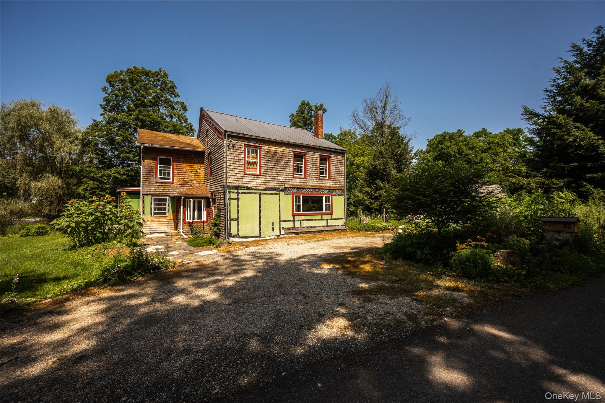 35 Benton Road Property Photo 3