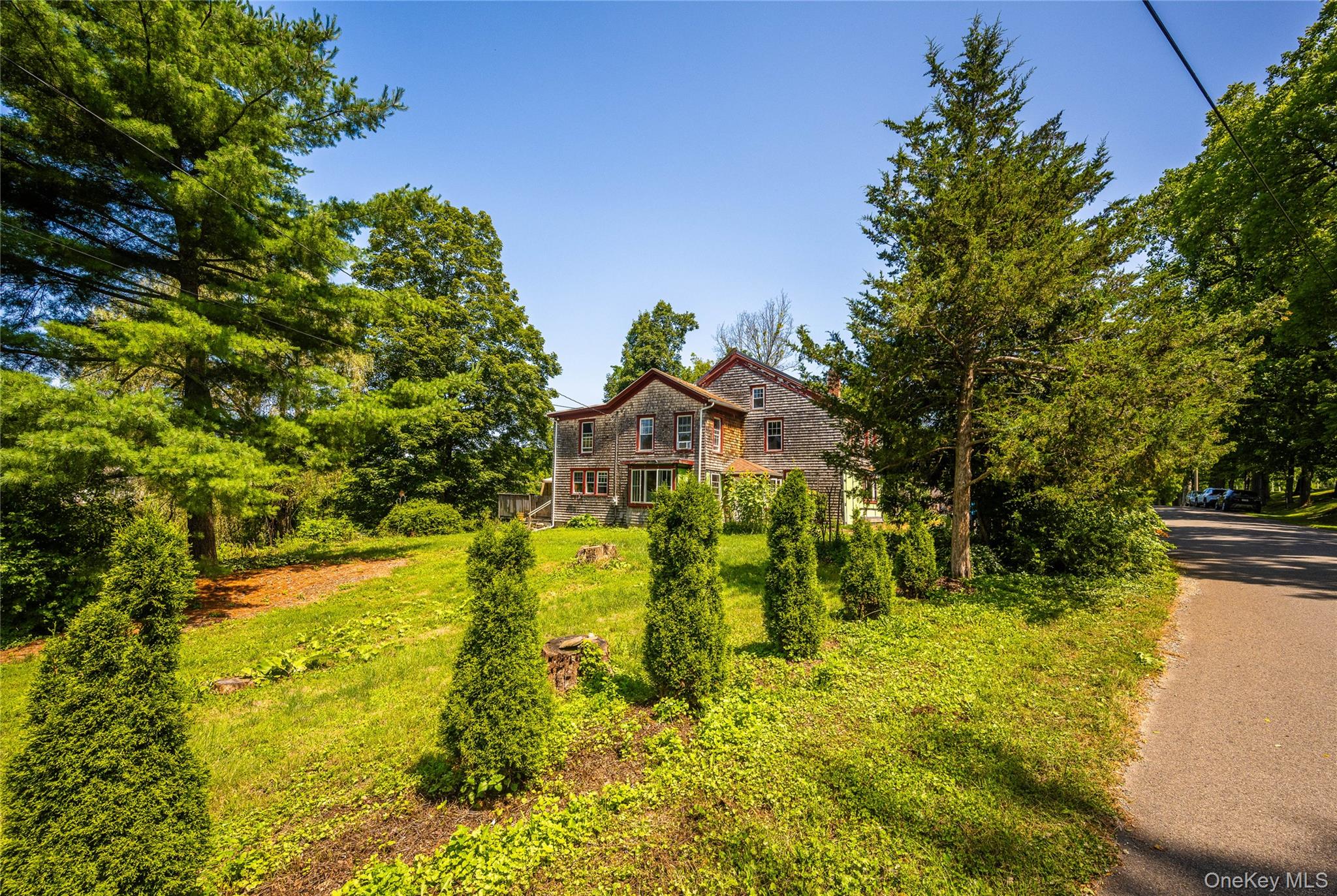 35 Benton Road Property Photo 6