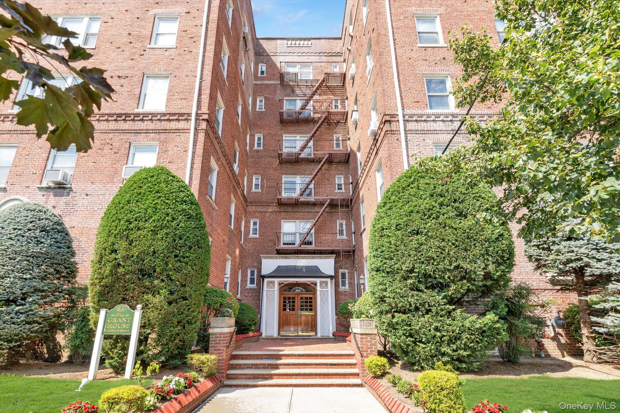 55 Grand Avenue 2a Property Photo 1