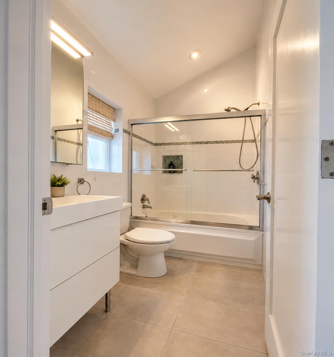 50 Eweler Avenue Property Photo 14