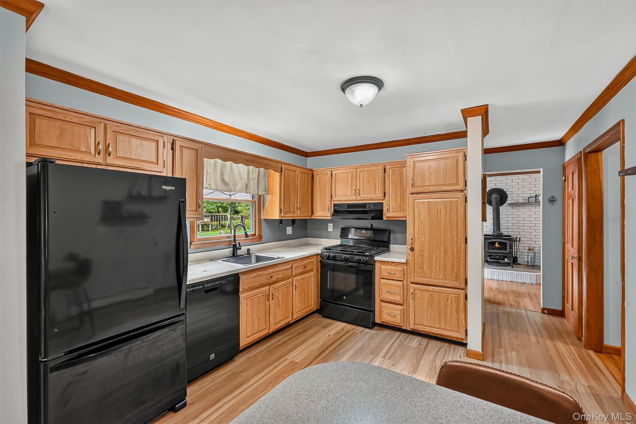 12 Emerson Drive Property Photo 5