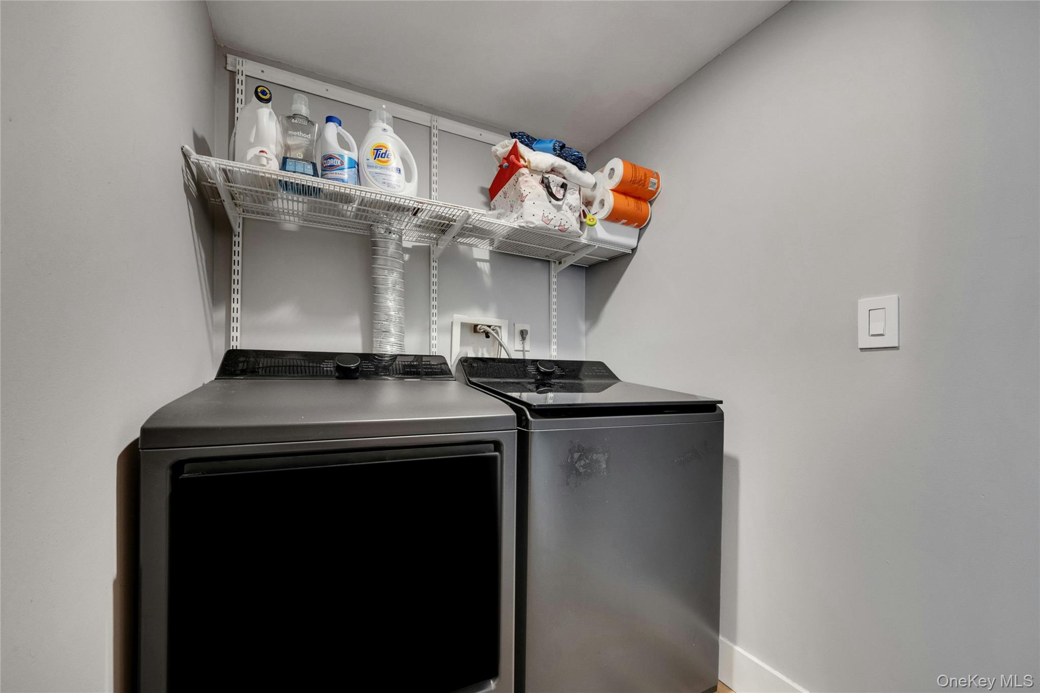 162 Florence Avenue Property Photo 26