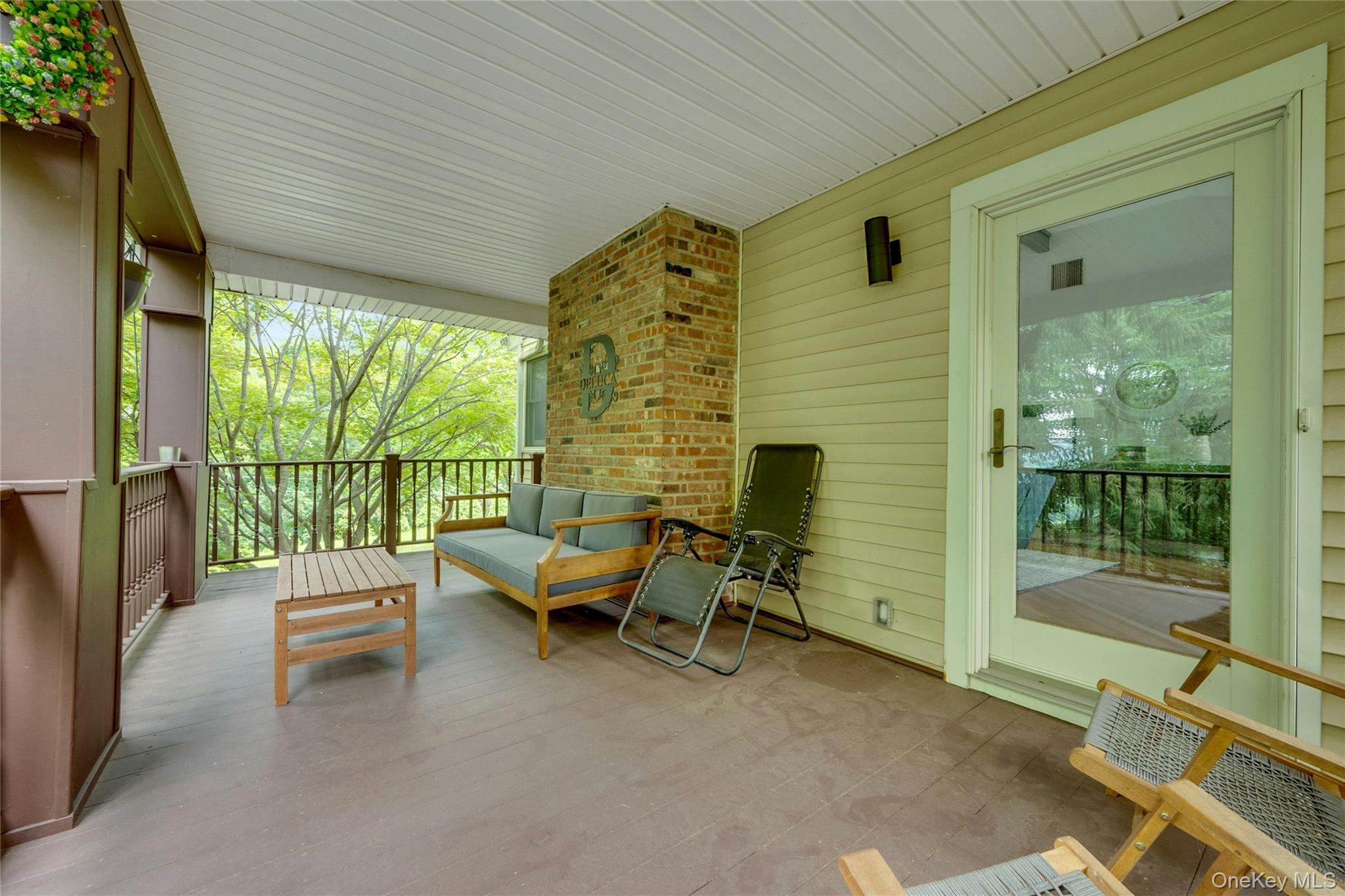 162 Florence Avenue Property Photo 29