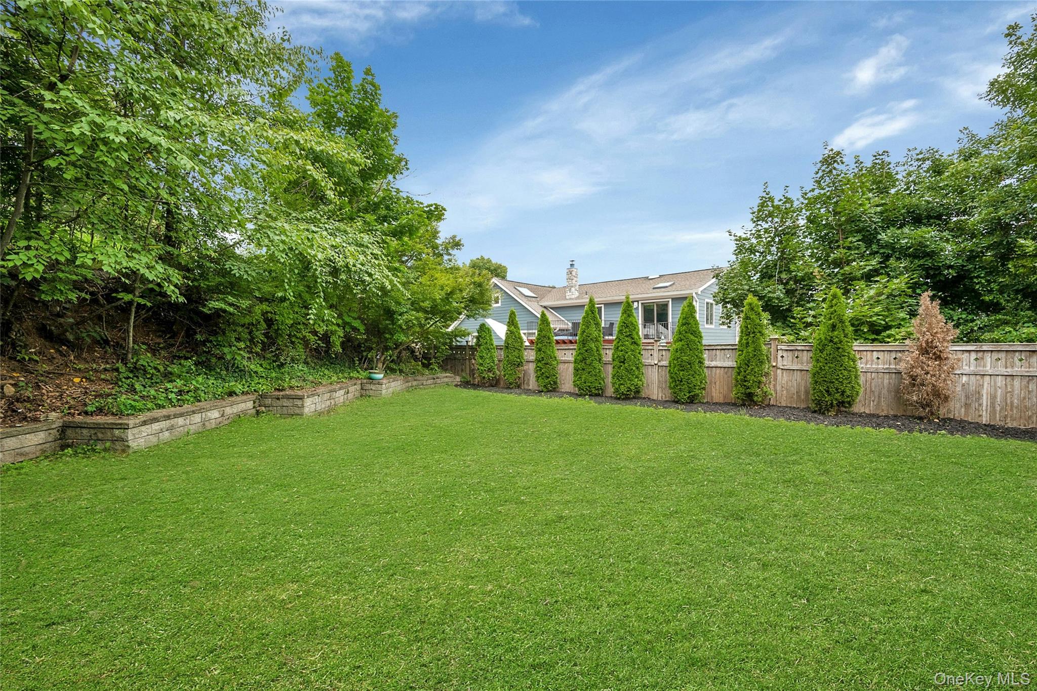 162 Florence Avenue Property Photo 33