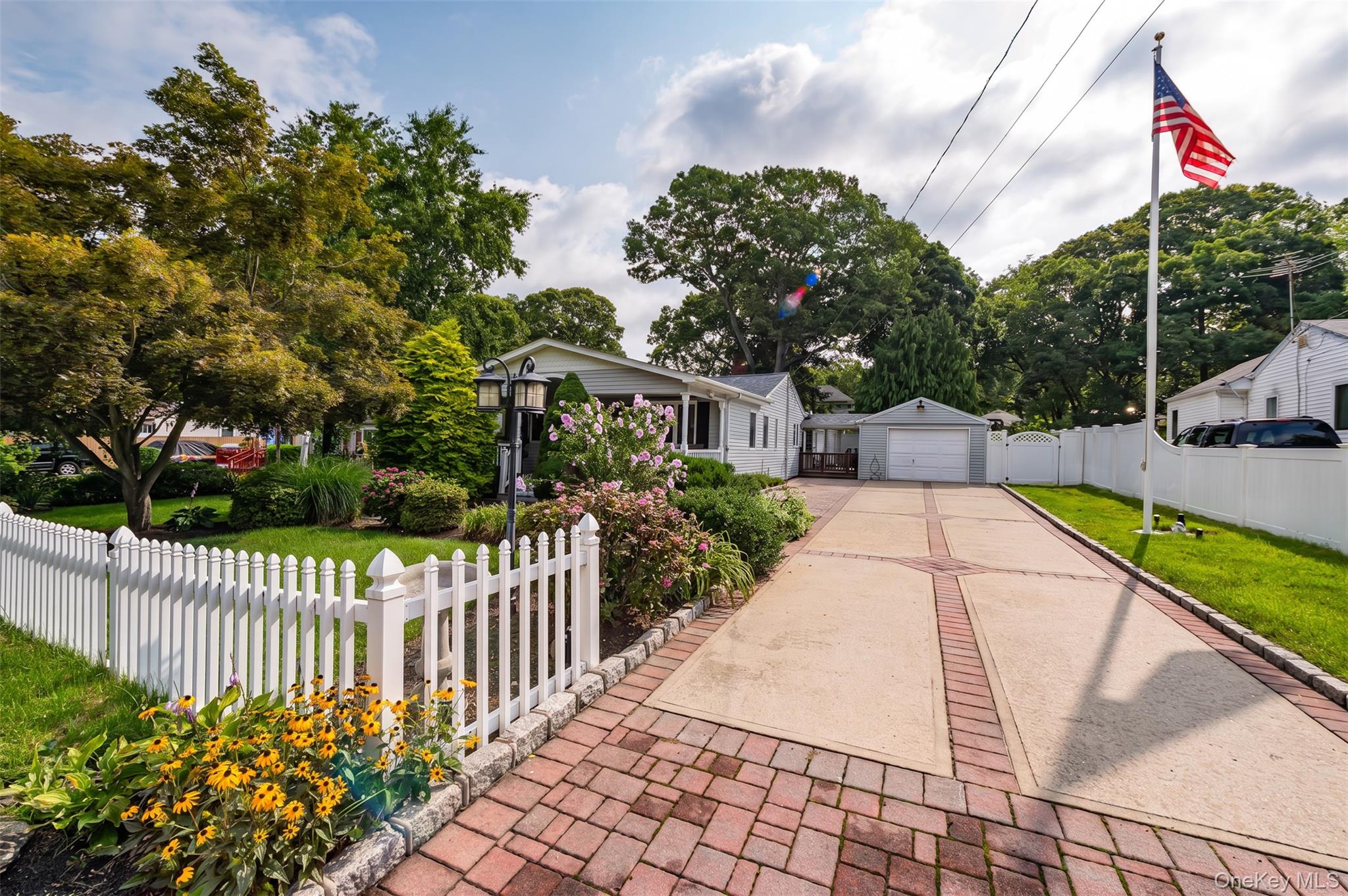 63 Joan Avenue Property Photo 2
